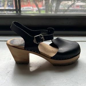 MIA black Swedish Hasbeen knock-off clogs/sandals. Worn once.